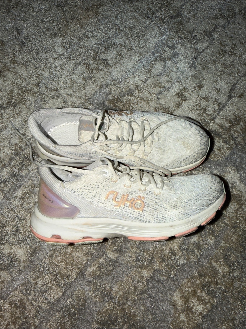 Ryka Devotion x Walking Sneaker Size 8.5 Women’s